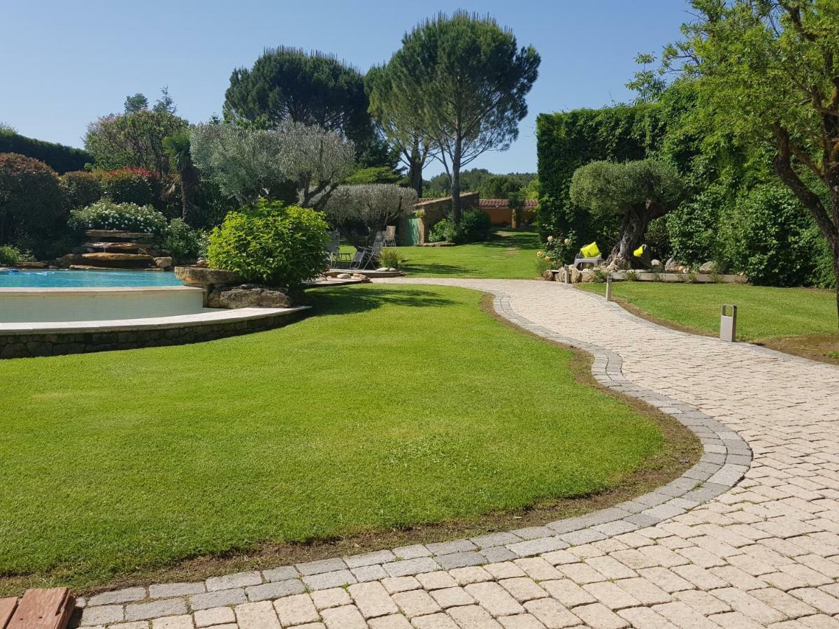 Au Pays De Cezanne Picasso & Matisse Lägenhet Aix-en-Provence Exteriör bild